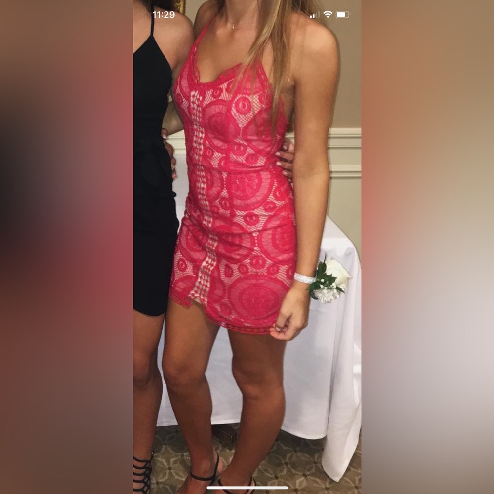 Latiste red mini dress